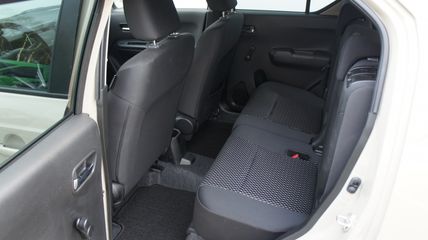 Voertuigafbeelding 6