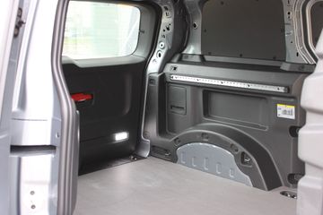 Voertuigafbeelding 5