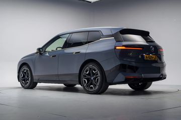 Voertuigafbeelding 2