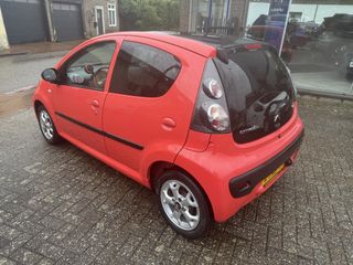 Voertuigafbeelding 2