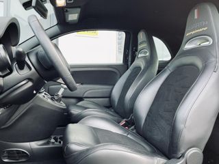 Voertuigafbeelding 12