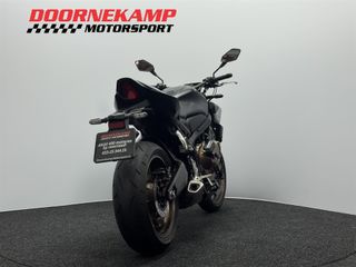 Voertuigafbeelding 13