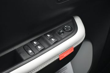 Voertuigafbeelding 16