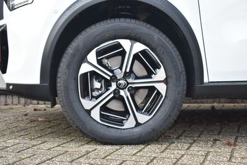 Voertuigafbeelding 24