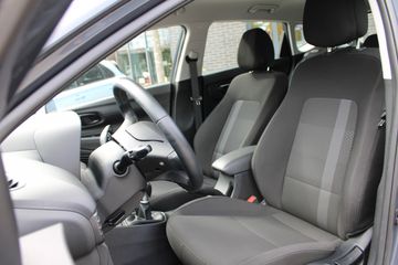 Voertuigafbeelding 6