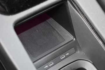 Voertuigafbeelding 38