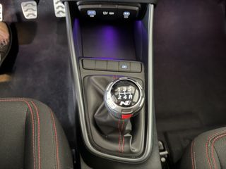 Voertuigafbeelding 12