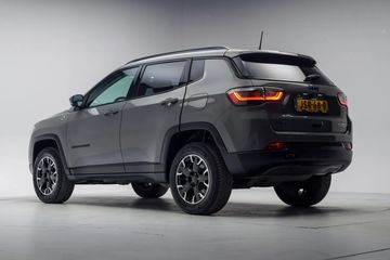 Voertuigafbeelding 2