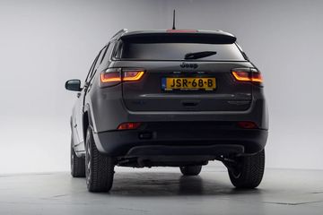 Voertuigafbeelding 39