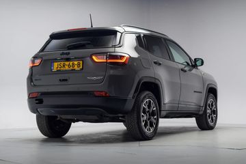 Voertuigafbeelding 42