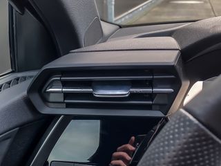 Voertuigafbeelding 51