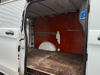 Voertuigafbeelding 11