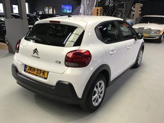 Voertuigafbeelding 17