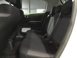 Voertuigafbeelding 24