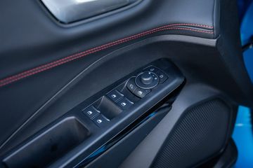 Voertuigafbeelding 16