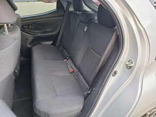 Voertuigafbeelding 12