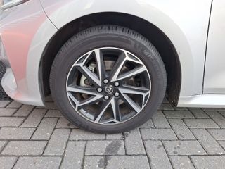 Voertuigafbeelding 9