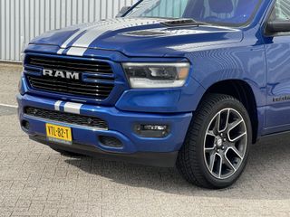 Voertuigafbeelding 7