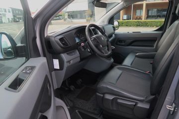 Voertuigafbeelding 6