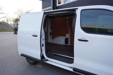 Voertuigafbeelding 8