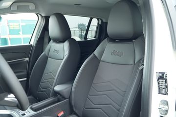 Voertuigafbeelding 37