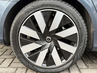 Voertuigafbeelding 4