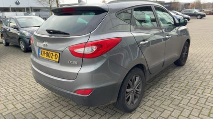 Voertuigafbeelding 3