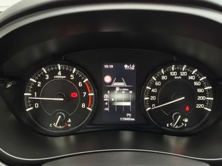 Voertuigafbeelding 9