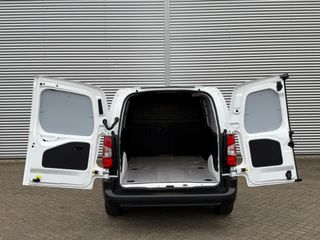 Voertuigafbeelding 8