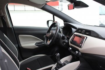 Voertuigafbeelding 8