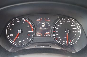 Voertuigafbeelding 10