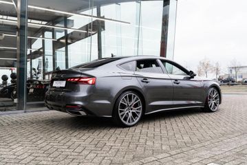 Voertuigafbeelding 12