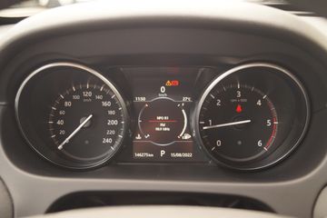 Voertuigafbeelding 9