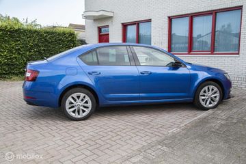 Voertuigafbeelding 3