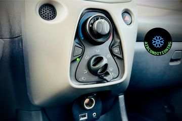 Voertuigafbeelding 19