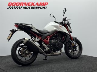 Voertuigafbeelding 15