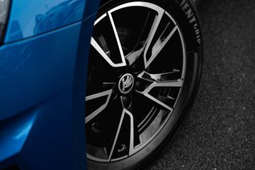 Voertuigafbeelding 3