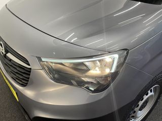 Voertuigafbeelding 28