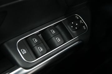 Voertuigafbeelding 37