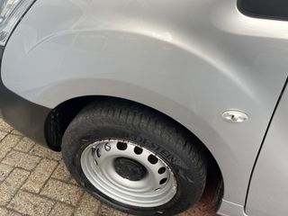 Voertuigafbeelding 38