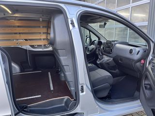 Voertuigafbeelding 7