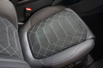 Voertuigafbeelding 10