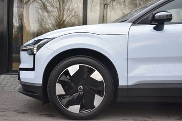 Voertuigafbeelding 12