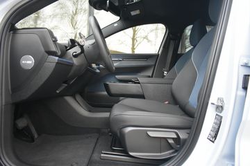 Voertuigafbeelding 5