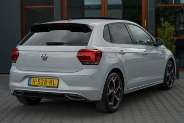 Voertuigafbeelding 8