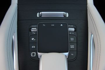 Voertuigafbeelding 32