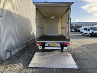 Voertuigafbeelding 6