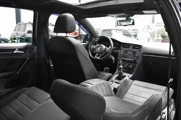 Voertuigafbeelding 8