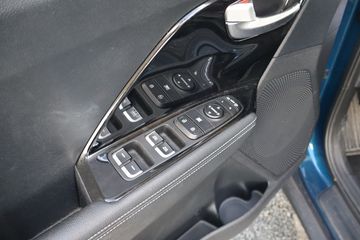 Voertuigafbeelding 10