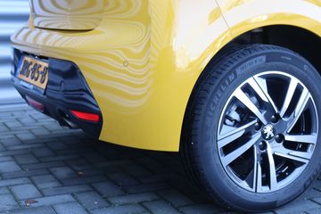 Voertuigafbeelding 9